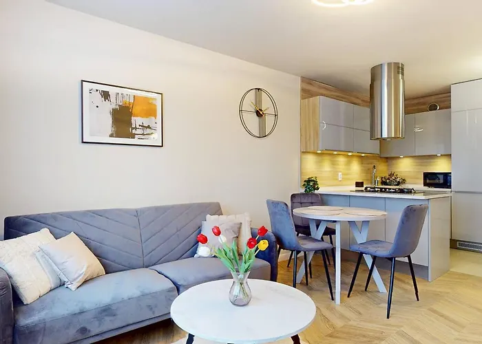 Golden Spot 5 Min To Station Appartement