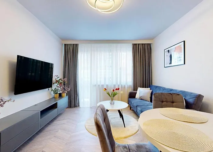 Golden Spot 5 Min To Station * Warszawa