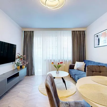 Golden Spot 5 Min To Station * Warszawa