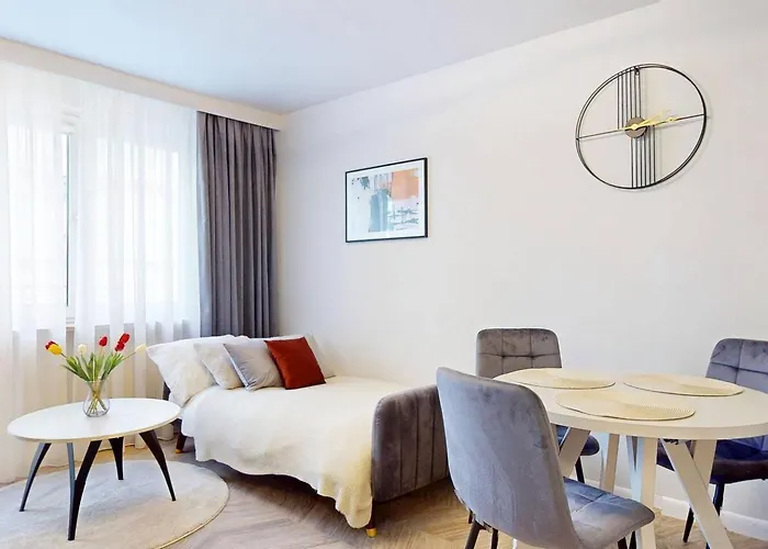 Apartament Golden Spot 5 Min To Station *